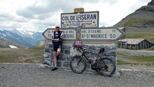 At the 2770m summit of the Col de l'Iseran