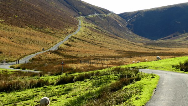 Cwm Hirnant - magnificent road to the skies