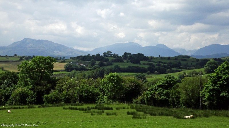 Spectacular views of the Snowdonia mountains on the Nebo road