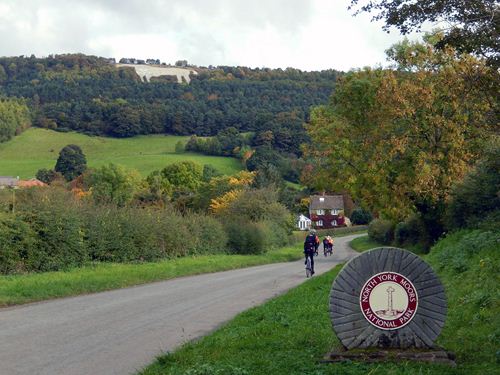 Approaching the fearsome White Horse Bank, Kilburn